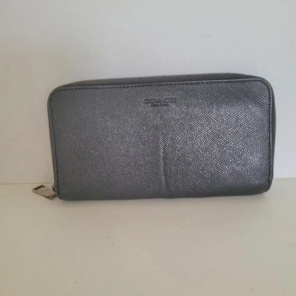 COACH New York Crossgrain‎ Leather Zip Around Wallet Clutch Black Long